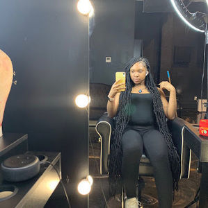 Meet your Posher, Alison